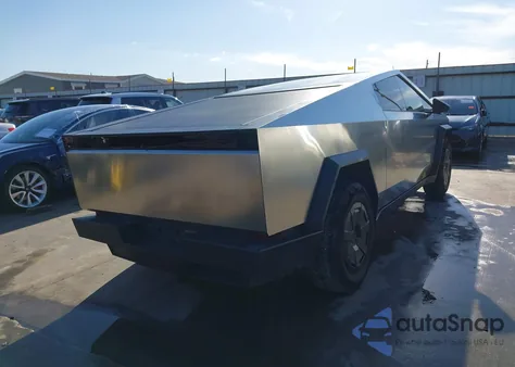 2024 Tesla Cybertruck All-Wheel Drive z USA, uszkodzony, nr VIN 7G2CEHED5RA048417